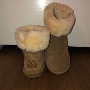 Bear paw boots
